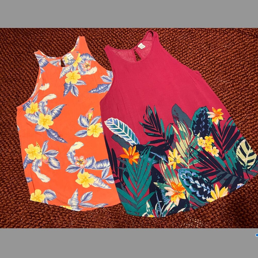 OLD NAVY Relaxed Sleeveless Keyhole Tops (Set of 2) in Tropical Prints - Size S